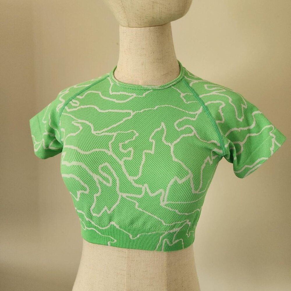 Neon Green & White Abstract Allover Print Short Sleeve Crop Top. Size Medium.